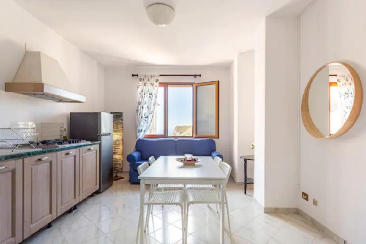 Villa Mariel Suites & Apartment มัสซาลูเบรนเซ ภายนอก รูปภาพ