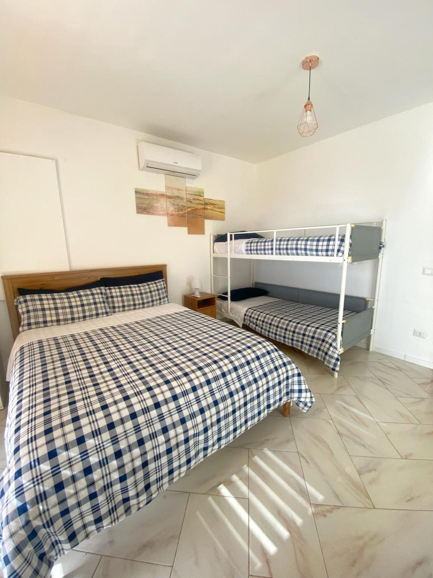 Villa Mariel Suites & Apartment มัสซาลูเบรนเซ ภายนอก รูปภาพ