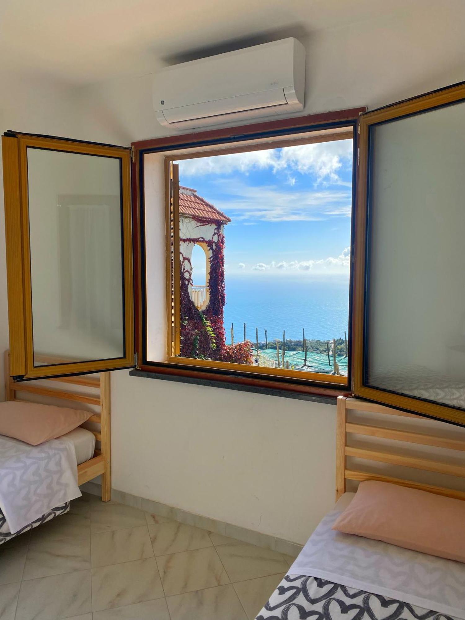 Villa Mariel Suites & Apartment มัสซาลูเบรนเซ ภายนอก รูปภาพ